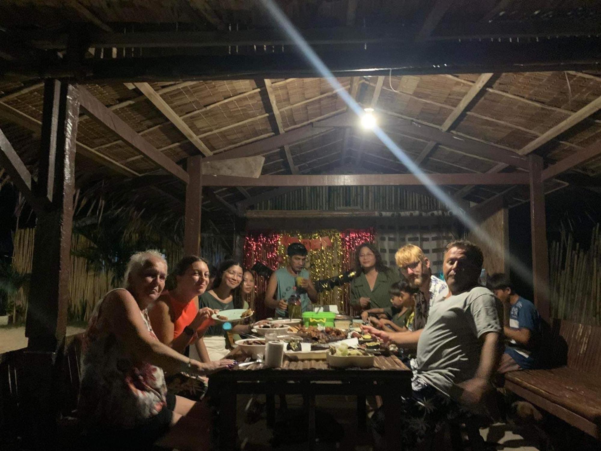 Baybayon Sunset Bed and Breakfast El Nido Buitenkant foto